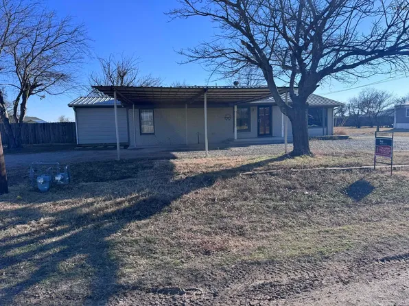 108 E South St, Archer City, TX 76351