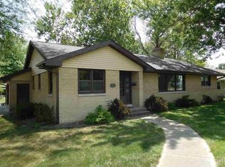 900 S Main St, Morton, IL 61550