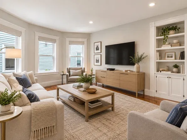 79 Pleasant St Floor 1, Dorchester, MA 02125