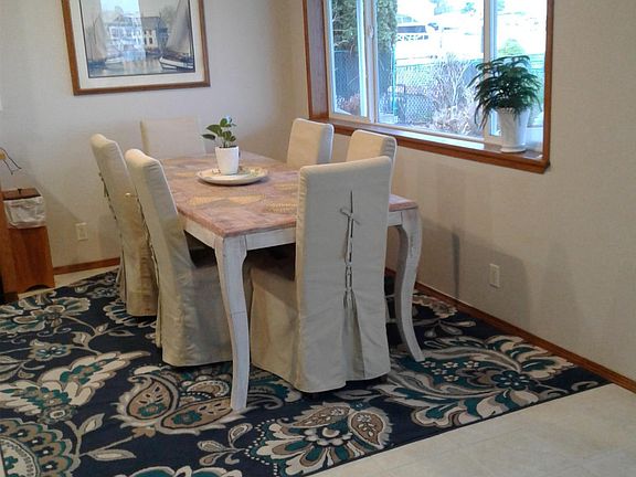 Dining with a waterfront view