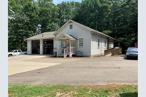 2833 Knox Bridge Hwy Photo 1