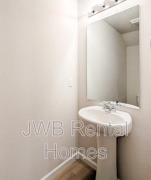 8301 Galveston Ave — Photo 5