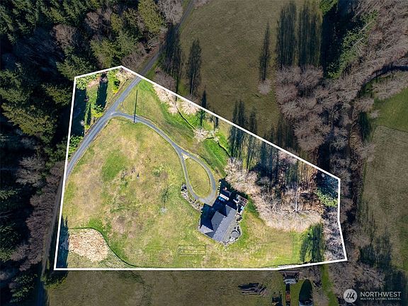 3rd image of 146 Rocky Lane