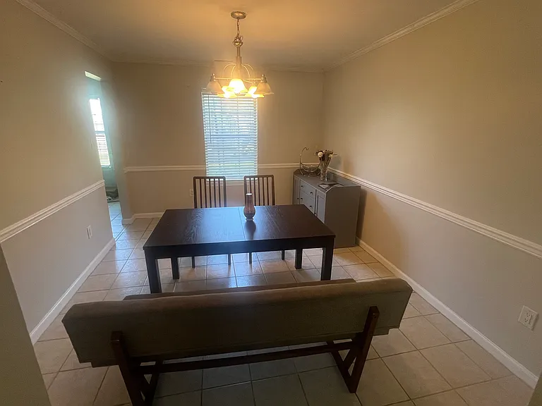 2733 Inglewood Ln — Photo 4