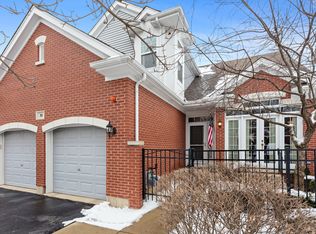 39 Lakebreeze Ct, Lake Zurich, IL 60047