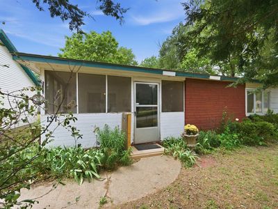 137 N Davidson Ave, Bentley, KS, 67016