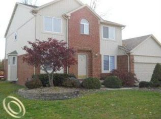 34252 Cherry Hl, New Baltimore, MI 48047