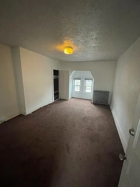4 bed, 1485 sqft, $2,000 — Photo 3