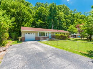 116 Stone Rd, Knoxville, TN 37920