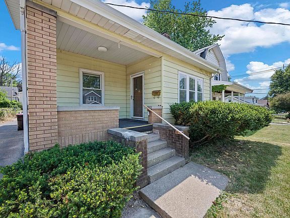2nd image of 302 E Virginia Ave