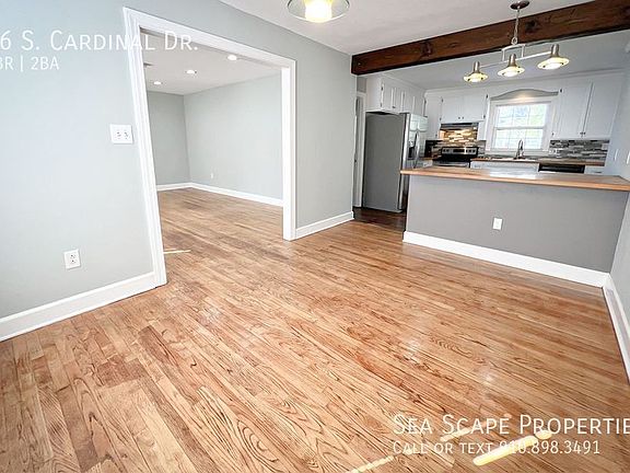 3rd image of 46 S Cardinal Dr