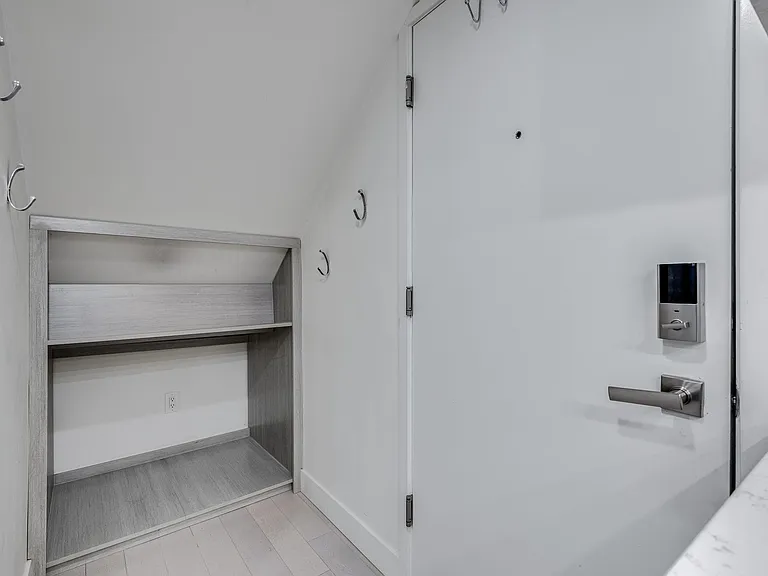 1425 Haro St #3 — Photo 13