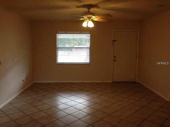 4th image of 1149 Geneva Dr