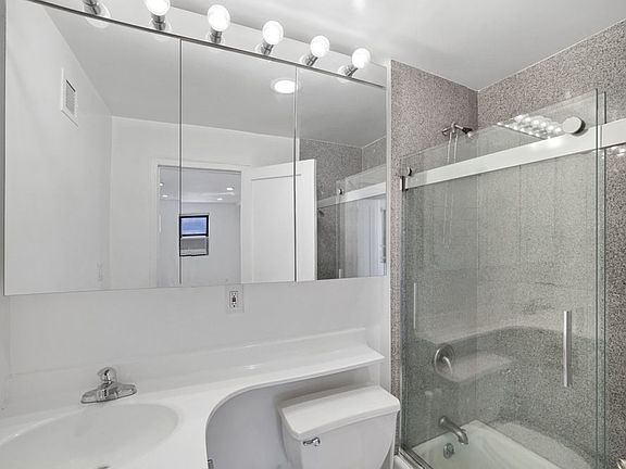 5th image of 577 2nd Ave #2RR