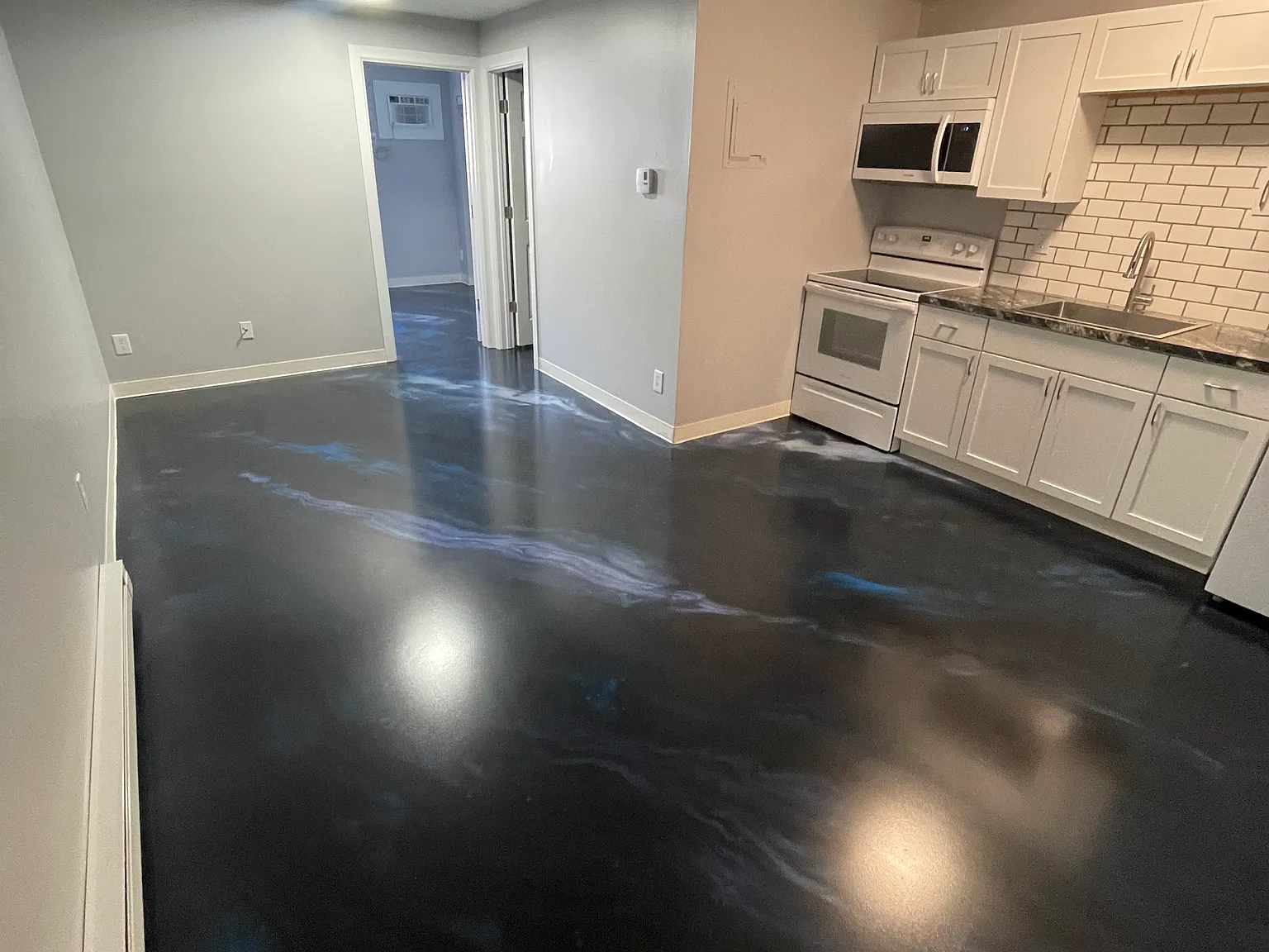 1 bed, 600 sqft, $1,075 — Photo 3