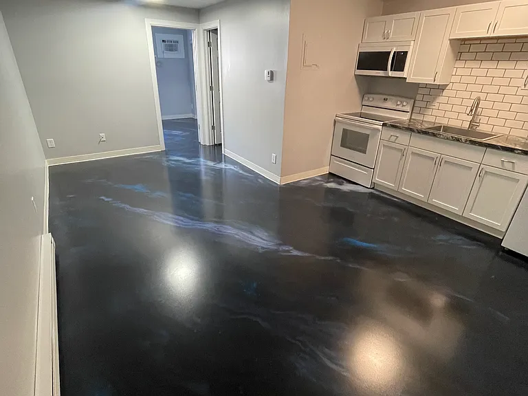 7314 Buffalo Ave #6 — Photo 3