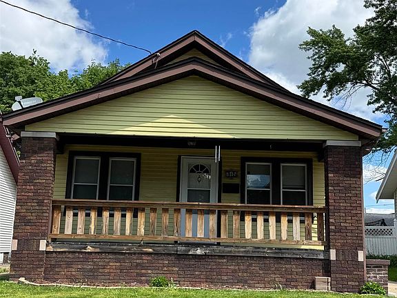 2nd image of 715 W Corrington Ave