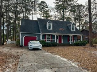 5801 Pettigrew Dr, Fayetteville, NC 28314