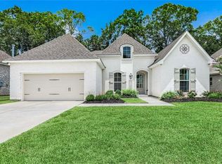 1065 Fox Sparrow Loop, Madisonville, LA 70447