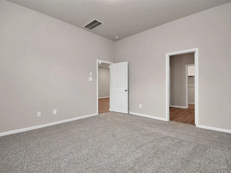5810 Linda Cove Ln — Photo 17