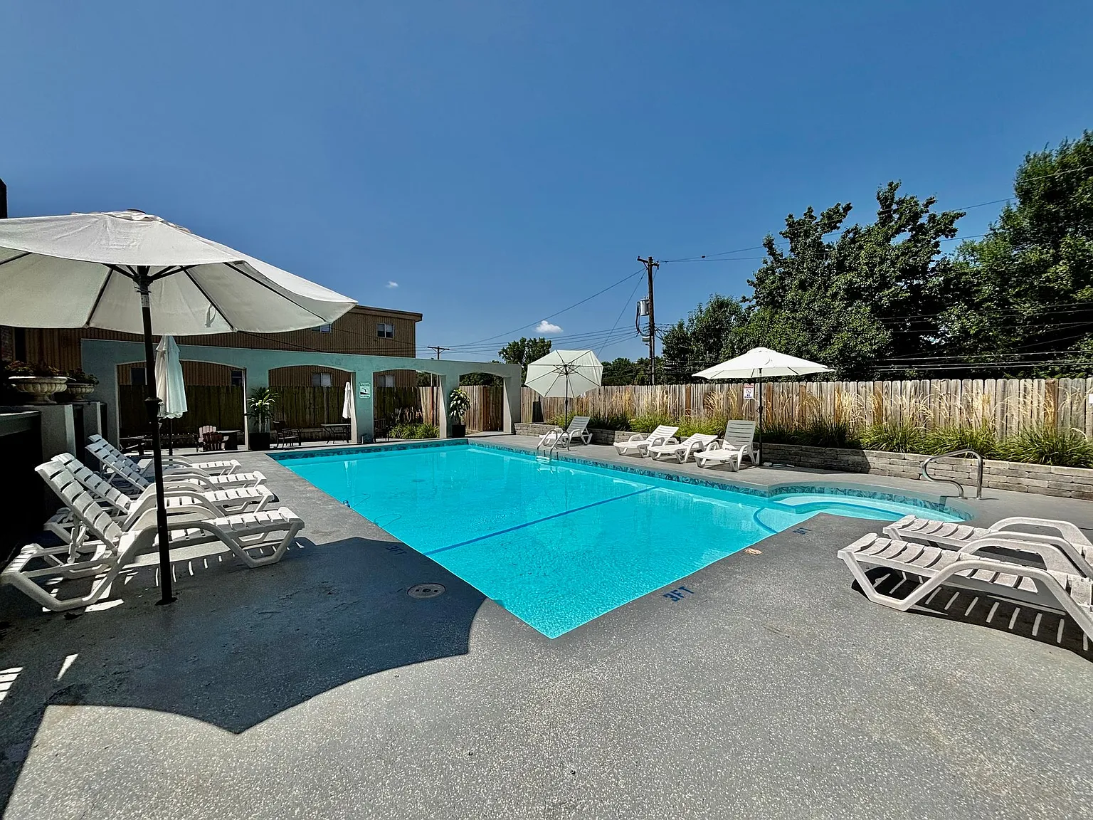 La Bobbi — Photo 3
