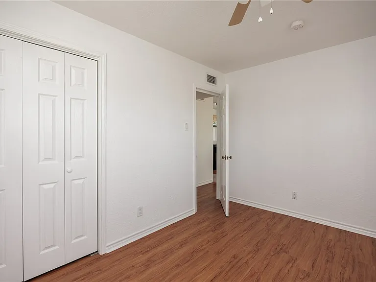 321 S 7th St #A — Photo 19