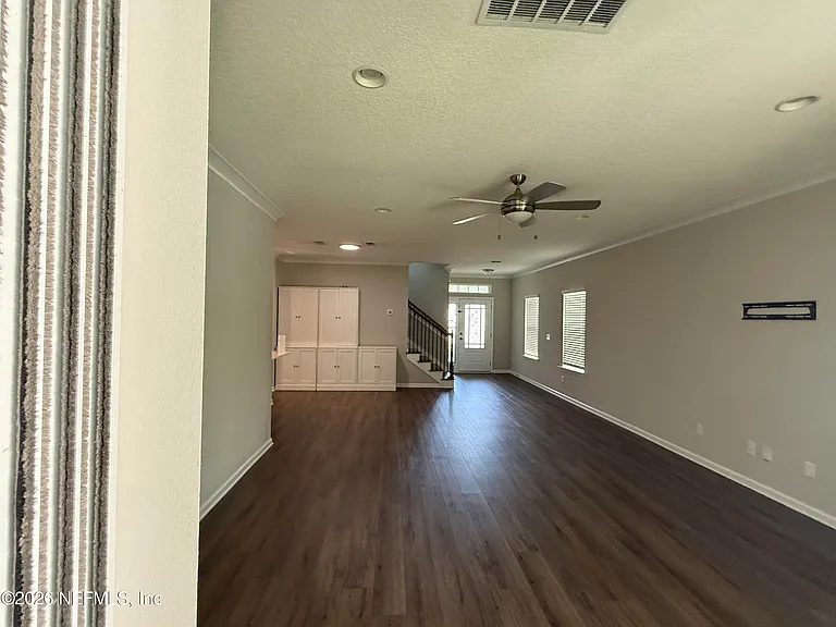 323 Holly Forest Dr — Photo 16
