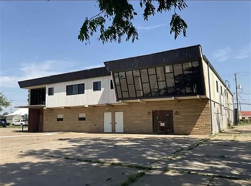 512 N Steele Ave #203 Photo 1
