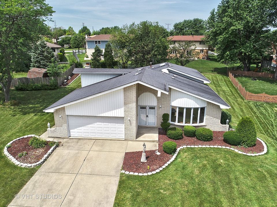 1st image of 14530 Palomino Ct
