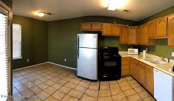3rd image of 3704 Eagle Crest Dr