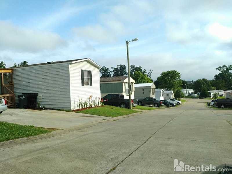 1st image of 1056 Ewing Way