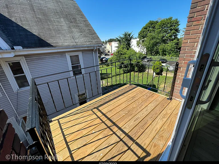 426 Pleasant St #20 — Photo 10