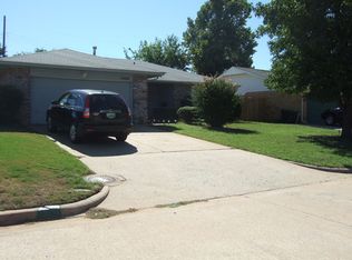 3400 Rolling Ln, Oklahoma City, OK 73110