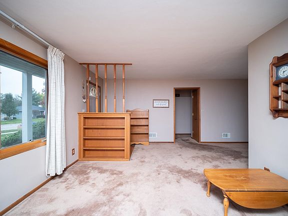 5th image of 1524 Duncan Ave