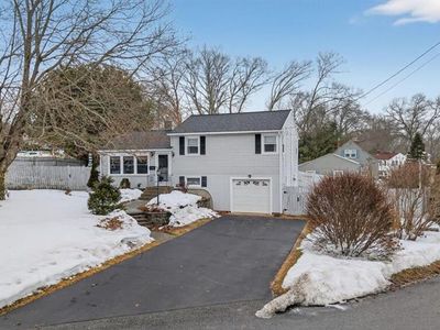 1 Pettine St, Coventry, RI, 02816