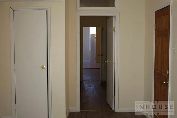 Rented by The InHouse Group | media 37