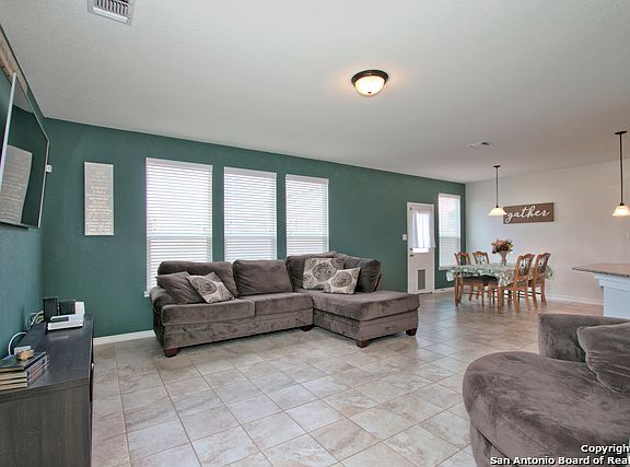 5th image of 8506 Bayliss Point