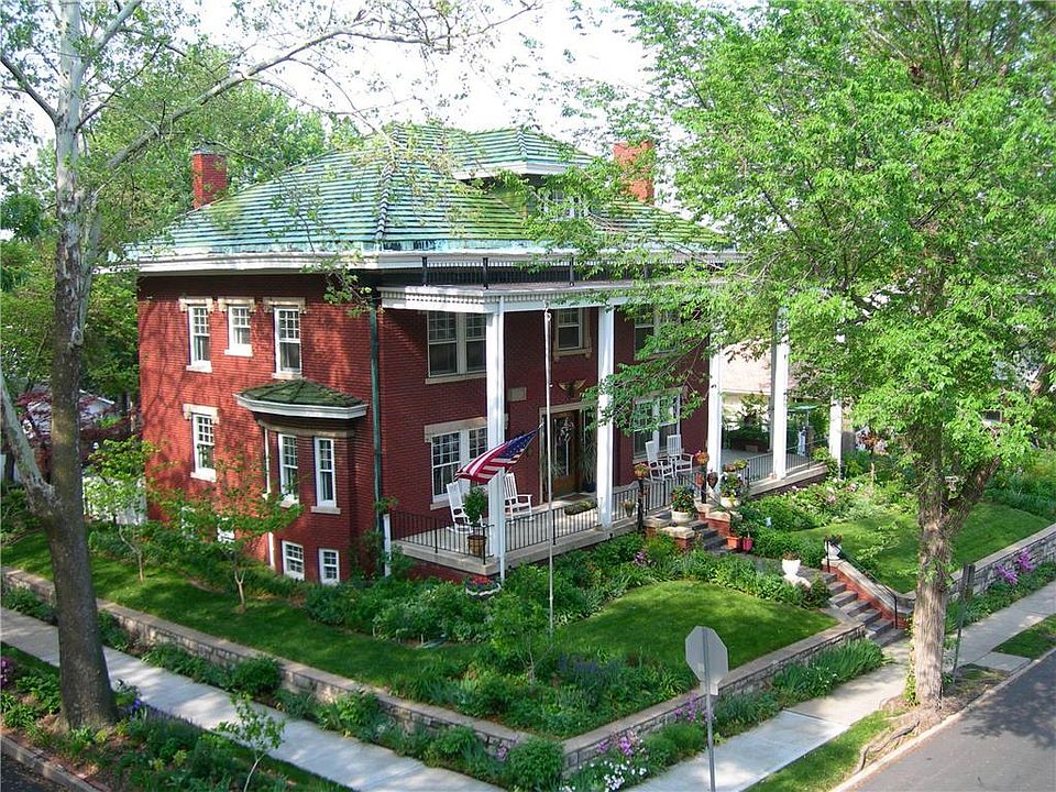 1st image of 2603 Francis St
