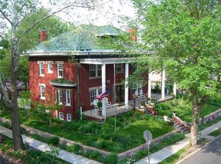 2603 Francis St, Saint Joseph, MO 64501