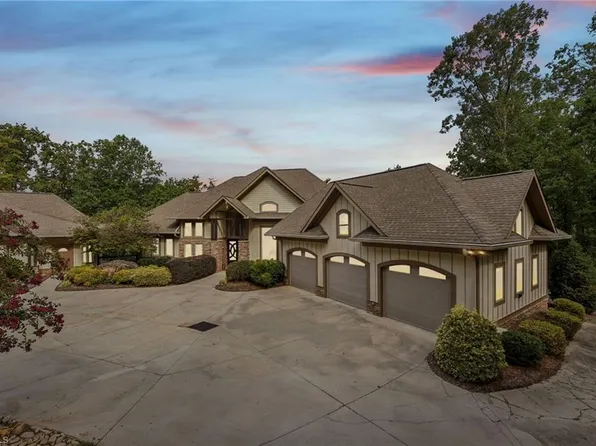 1430 Rocky Cove Ln, Denton, NC 27239