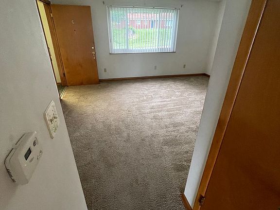 4th image of 602 E Main St #C