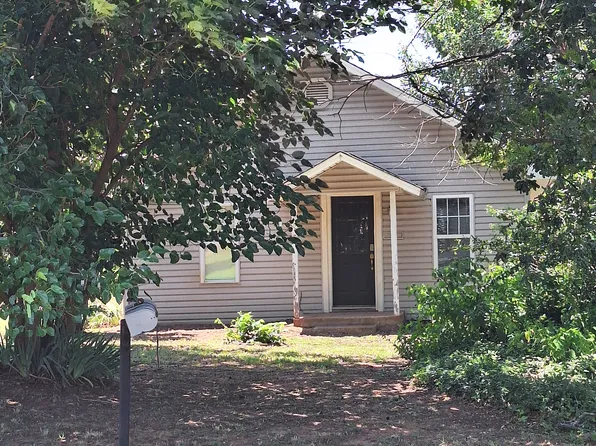 221 Bennett Blvd, Chandler, OK 74834