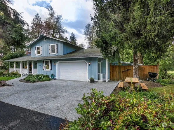 17401 NE 195th Street, Woodinville, WA 98072