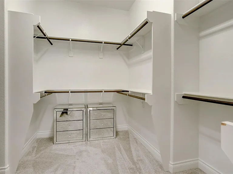 9811 Faulkner Trl — Photo 18