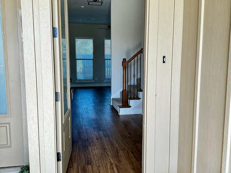 5100 Westgate Ln #103-1 — Photo 2