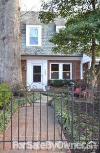1949 39th St NW, Washington, DC, 20007
