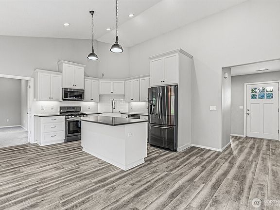 4th image of 1407 N 14th