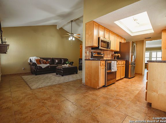 5th image of 4615 Wetz Dr