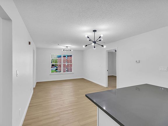 4th image of 851 Fields Dr #233