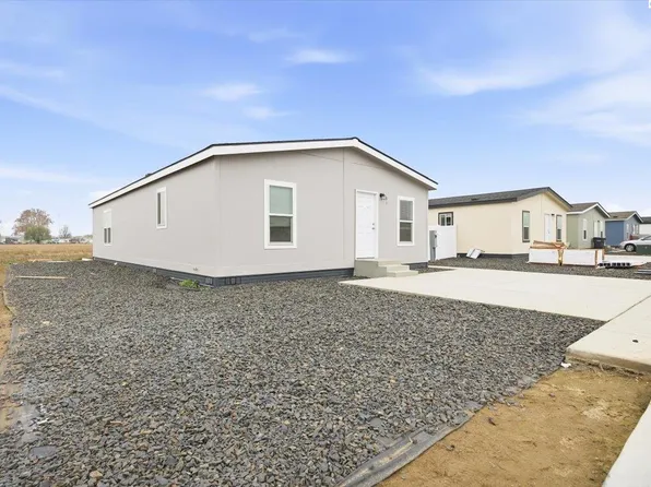 2681 E Edison Ave #31, Sunnyside, WA 98944